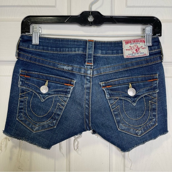 True Religion Women’s Booty Jeans Shorts Sz 24 - Picture 1 of 9
